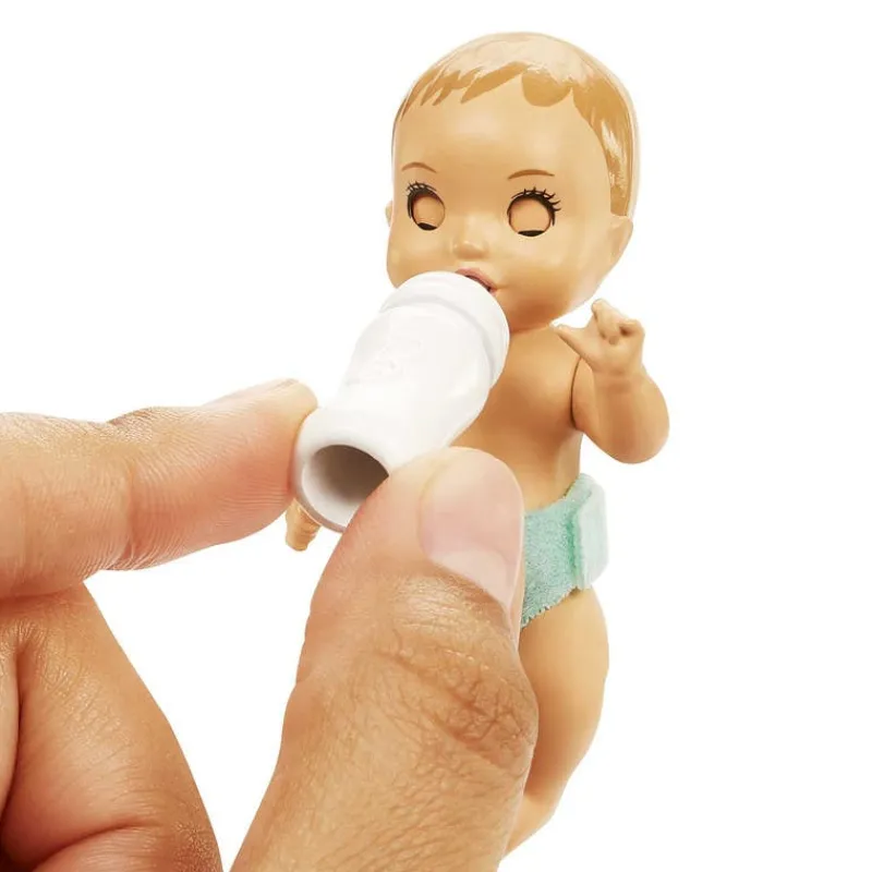 Barbie Skipper Niñera con Bebé Incluye 4 Accesorios<Mattel Online