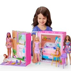 Barbie Glam Set Getaway House con 4 Áreas de Juego: Cocina, Baño, Dormitorio y TV Room<Mattel Sale
