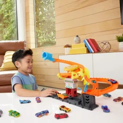 Hot Wheels City Set Ataque de Cobra vs Pizzería<Mattel Sale